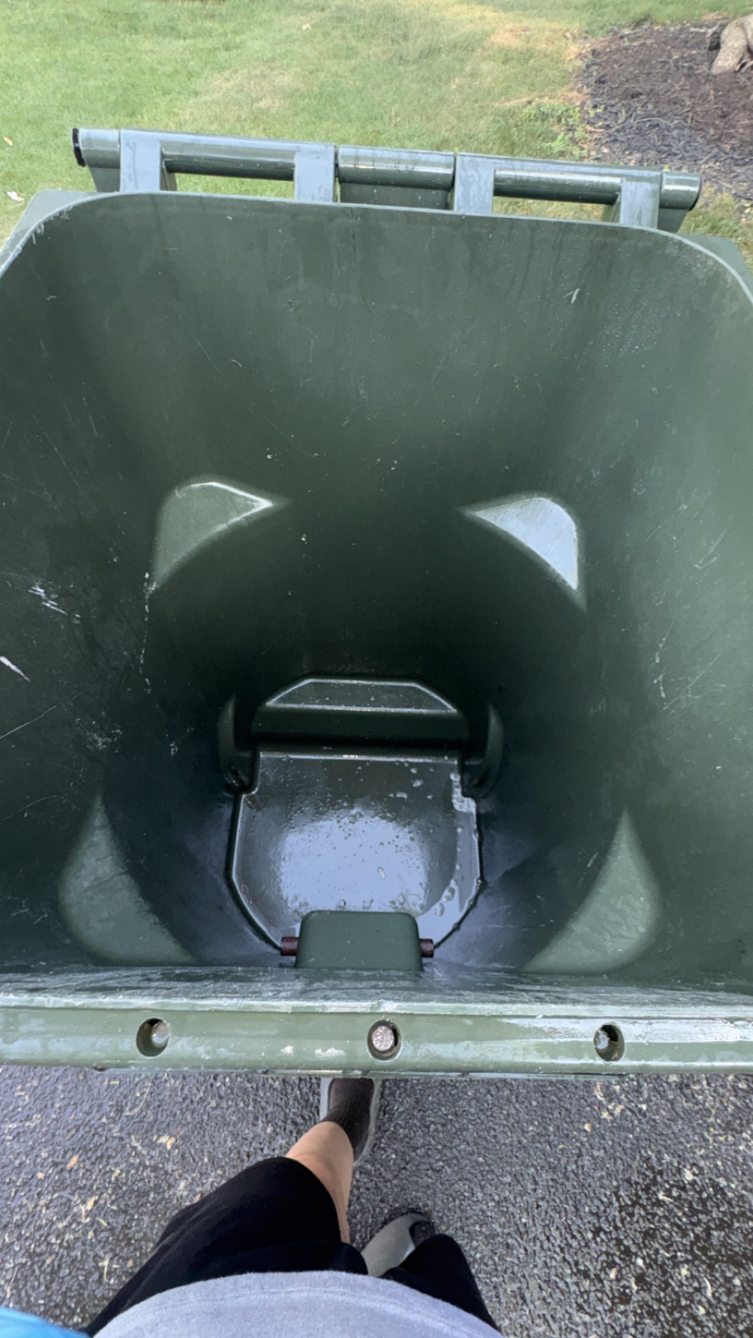 Clean bin after service
